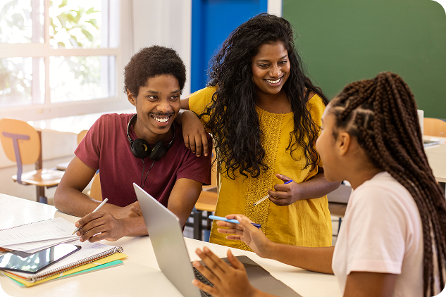 college-students-different-ethnicities-cramming 1